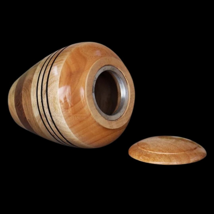 klasyczna urna drewniana połysk (4).jpg