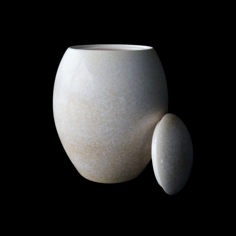 Sandy Modern white Urna ceramiczna w kolorze piaskowo białym (1).jpg