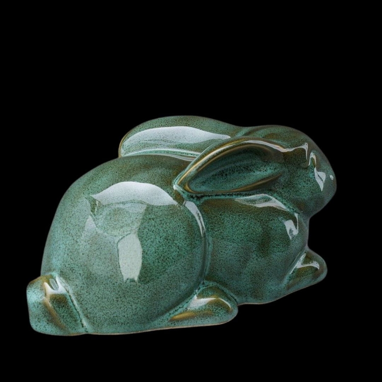 Ceramiczna urna dla zwierząt królik zielono beżowy melanż połysk (2).jpg