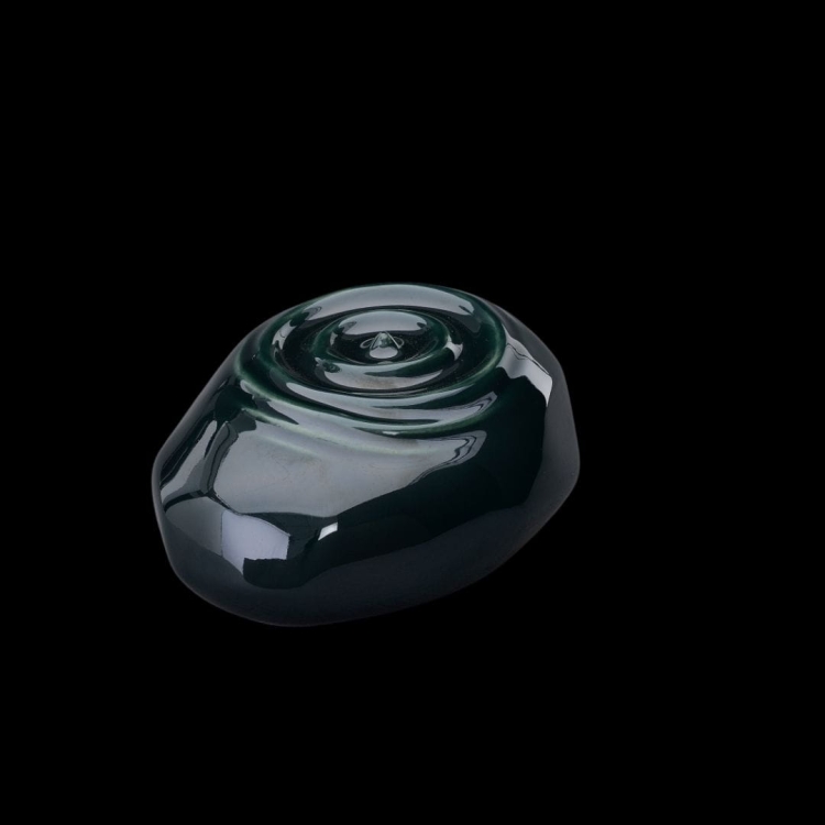 Ceramiczna urna pamiątkowa Kropla czasu butelkowa zieleń połysk (3).jpg