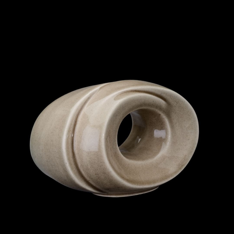 Ceramiczna urna pamiątkowa Symboliczny kształt nieskończoności beżowo szary połysk (3).jpg