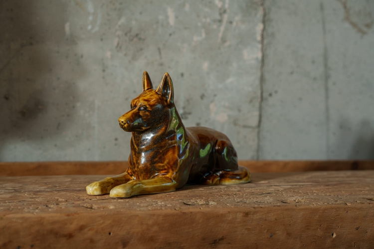 Ceramic pet urn - Shepherd dog - brown - dog urn