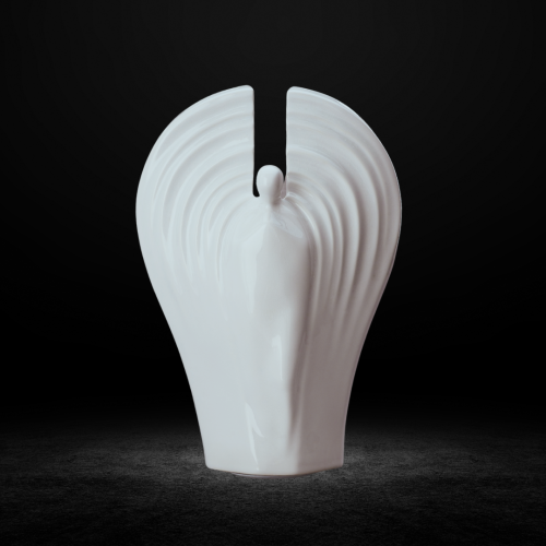 Ceramiczna urna - Anioł - białe błyszczące szkliwienie